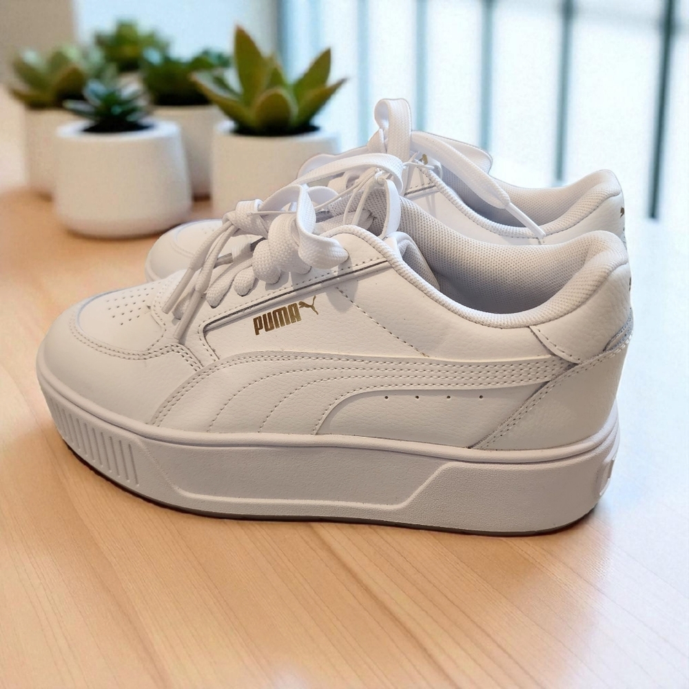 Puma Women's 7.5 White and Gold Logo Wedge Sneakers New